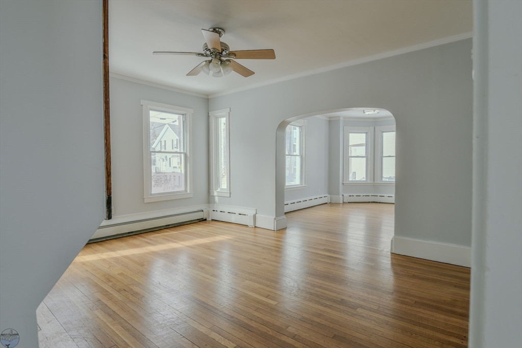 property viewer photo 10