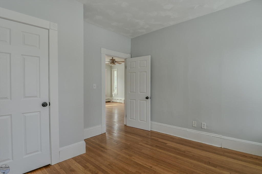 property viewer photo 11