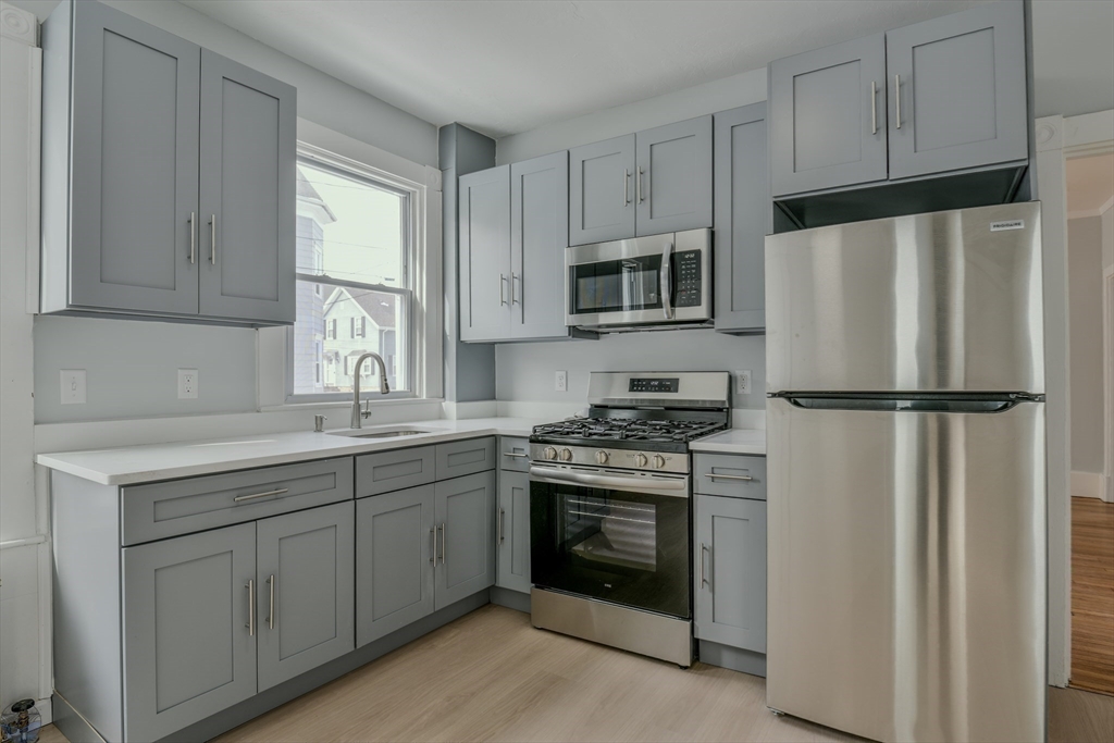 property viewer photo 17