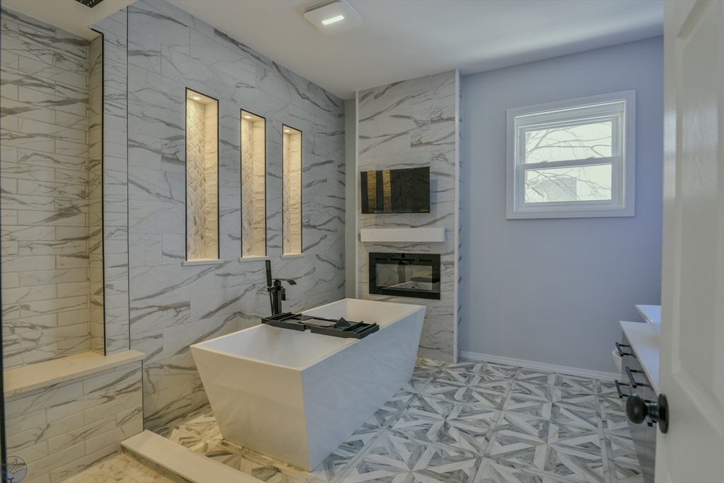 property viewer photo 20