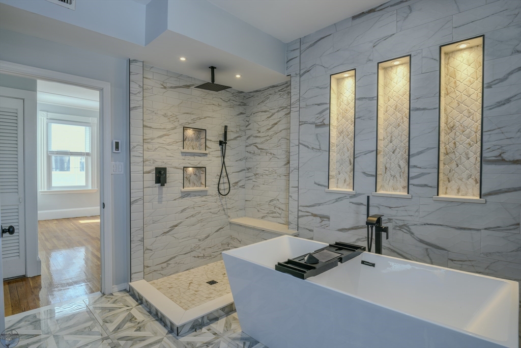 property viewer photo 21