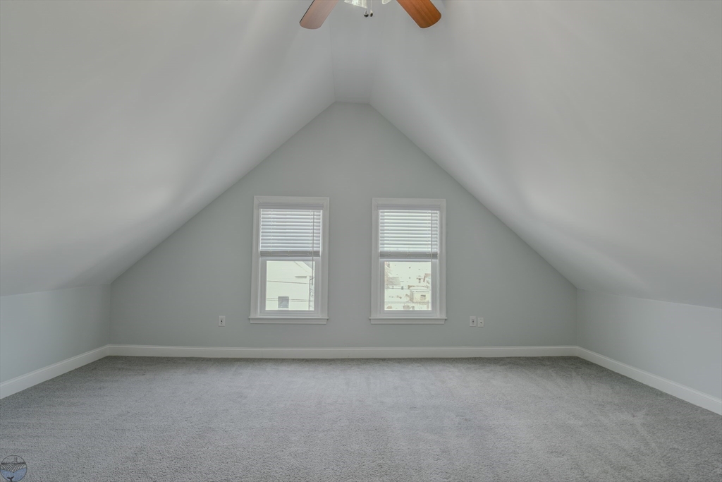 property viewer photo 30