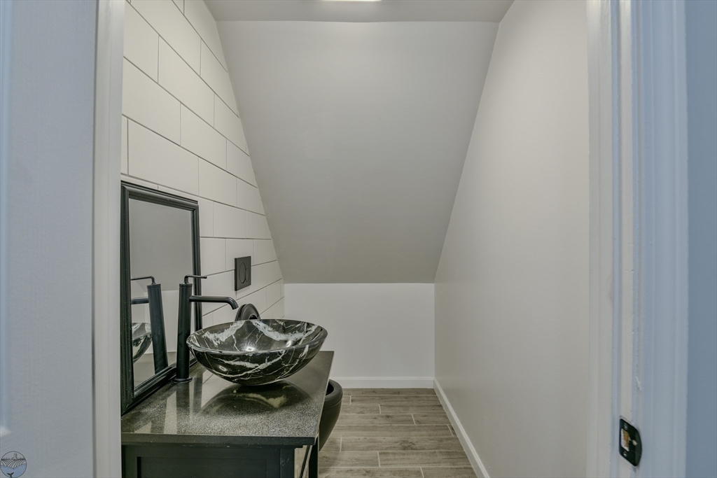 property viewer photo 34
