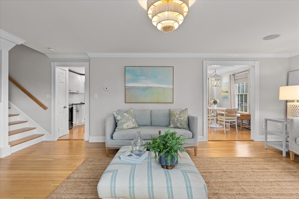 property viewer photo 9