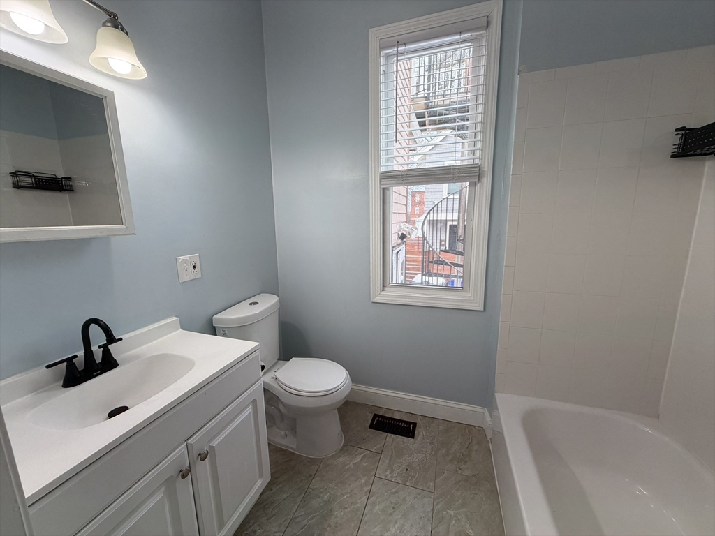 property viewer photo 7