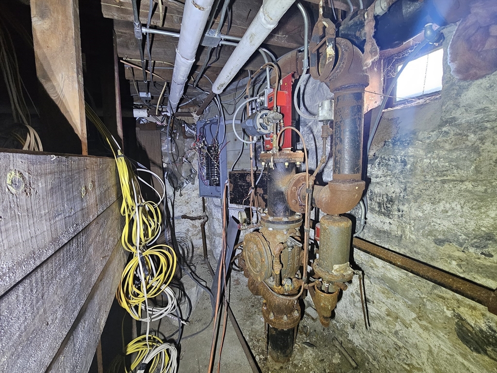 main property photo 29