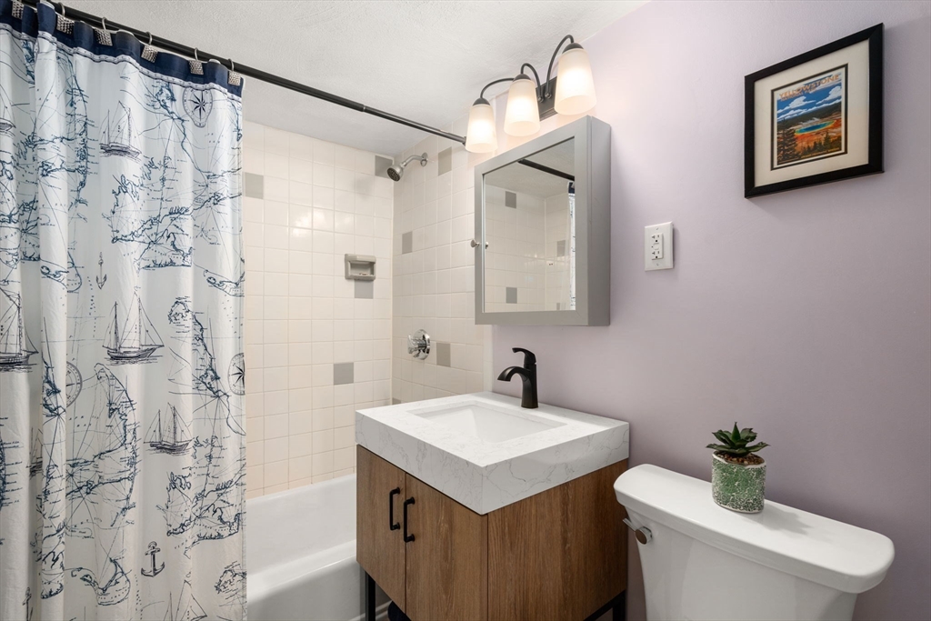 property viewer photo 12