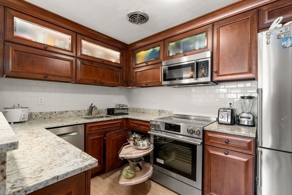 property viewer photo 5