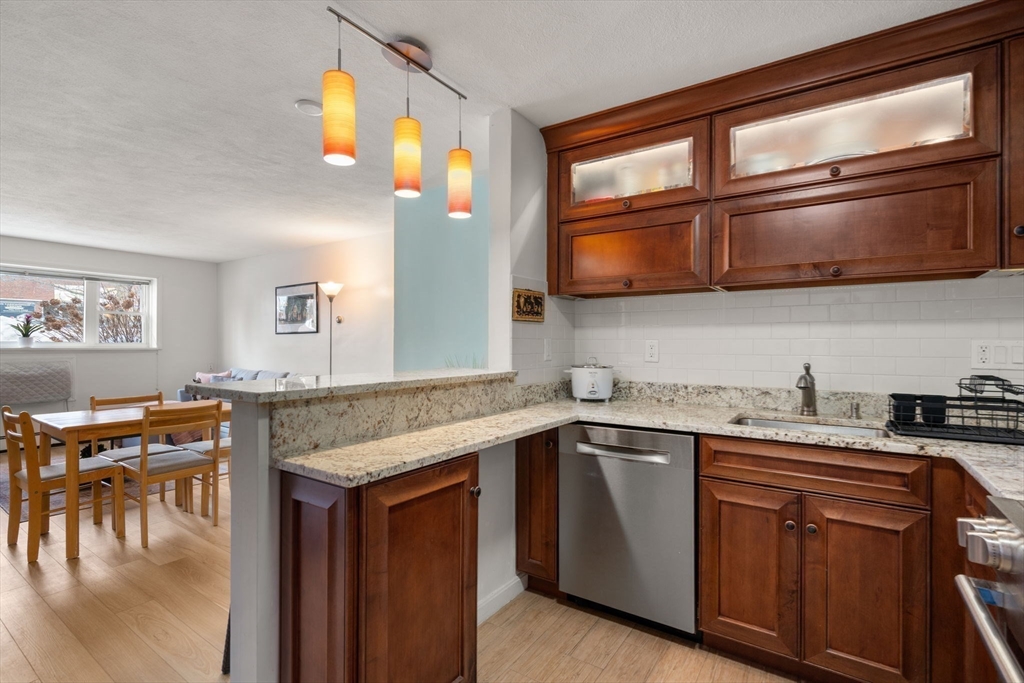 property viewer photo 7