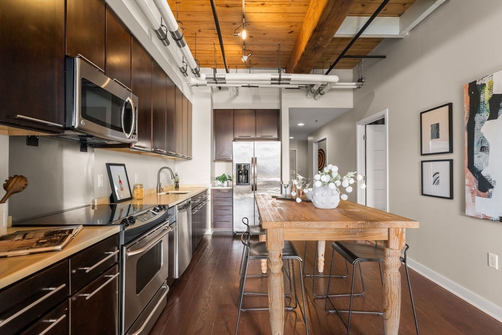property viewer photo 1