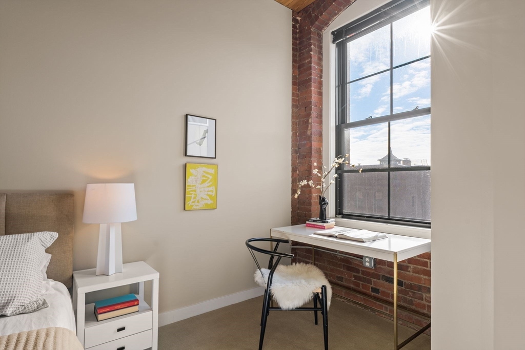 property viewer photo 6