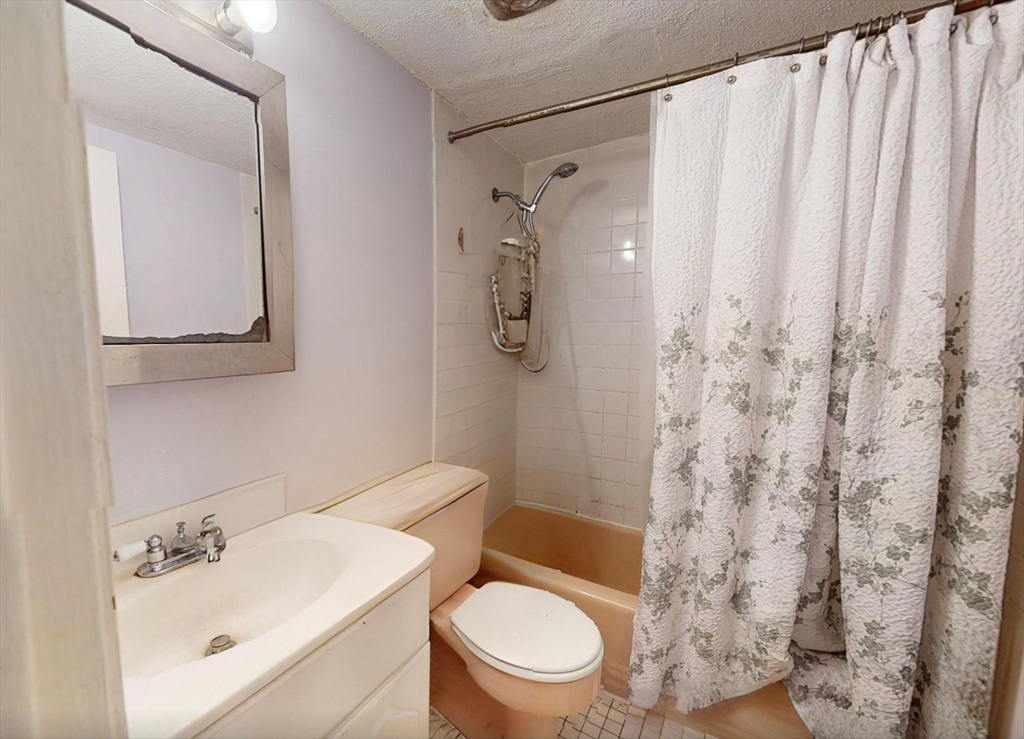 property viewer photo 4