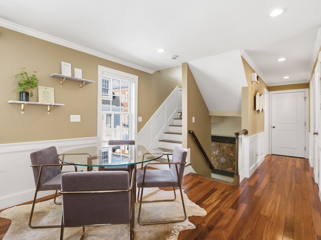 property viewer photo 12