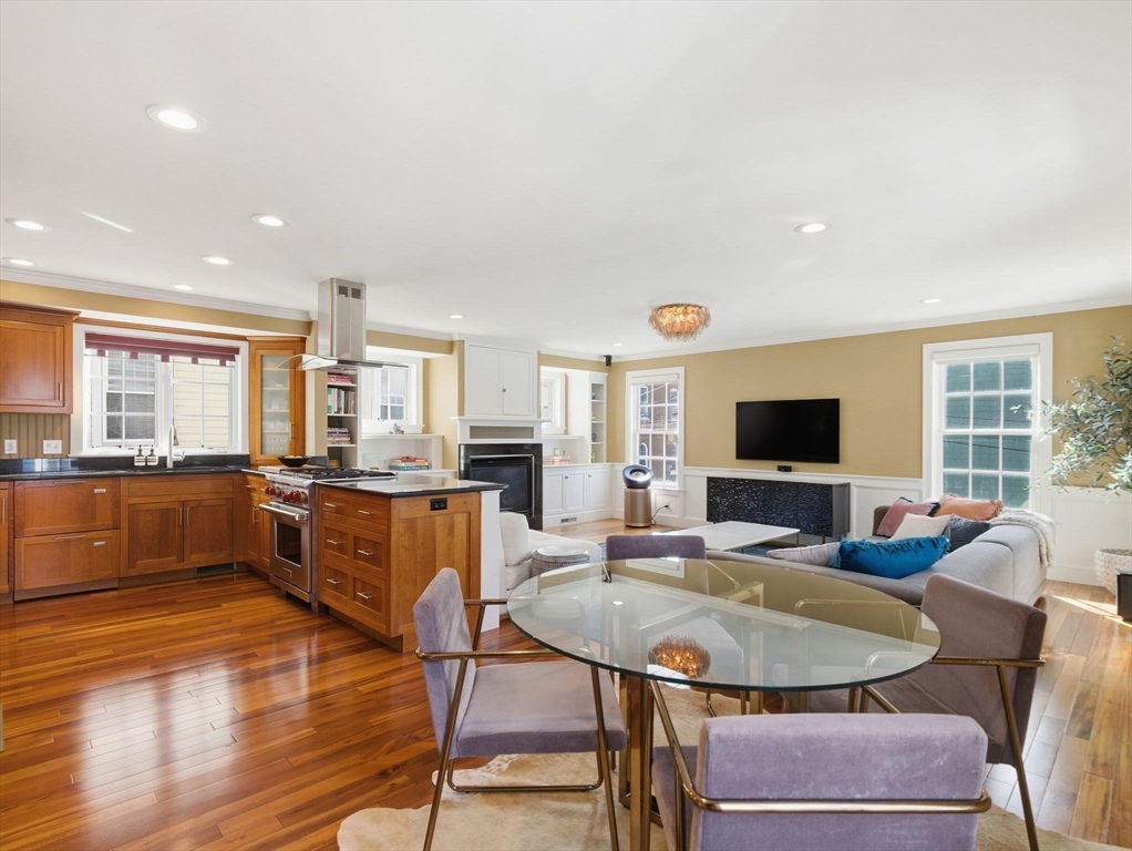 property viewer photo 2