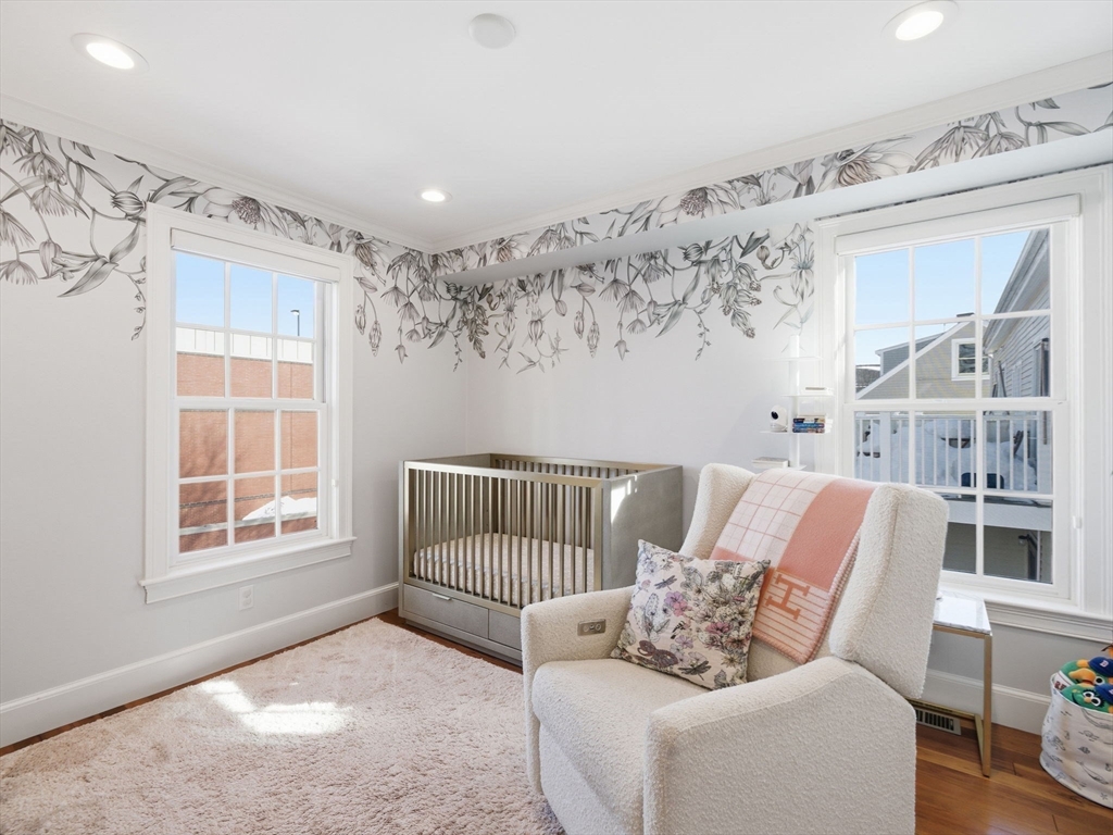 property viewer photo 23
