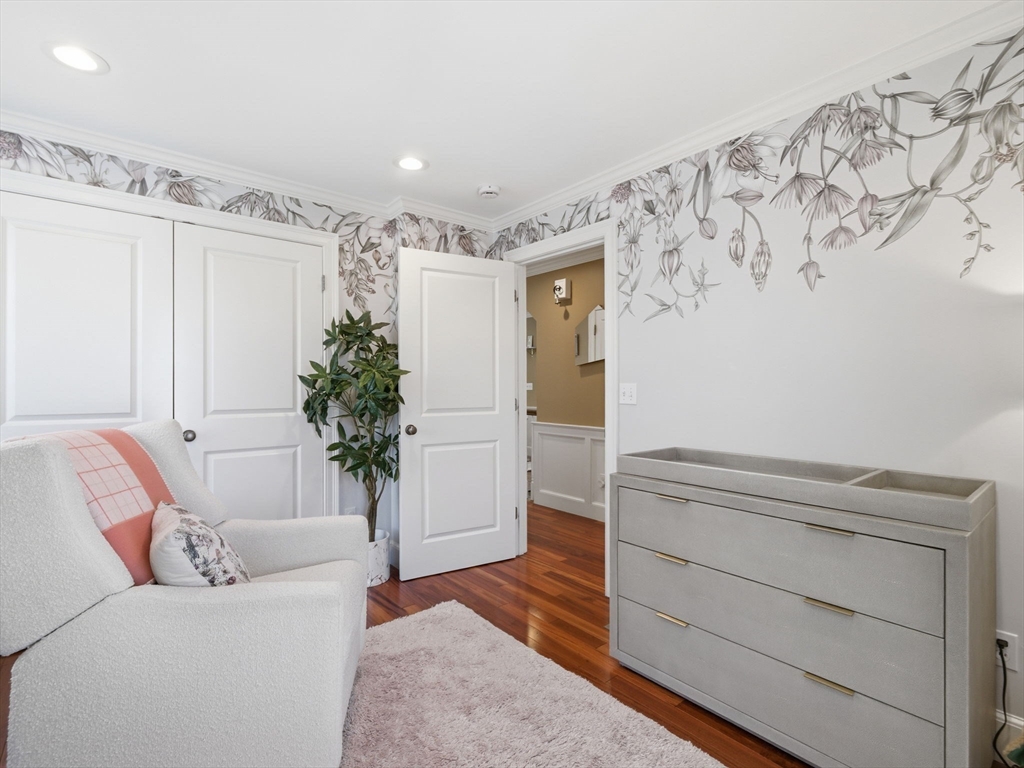 property viewer photo 24