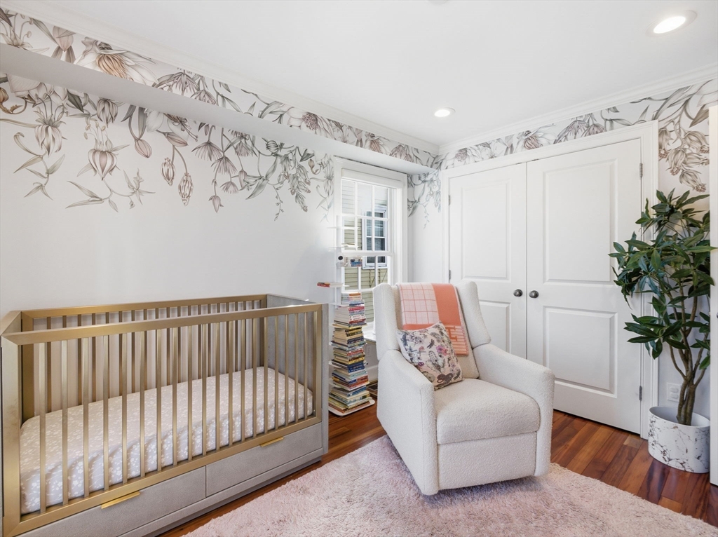 property viewer photo 25