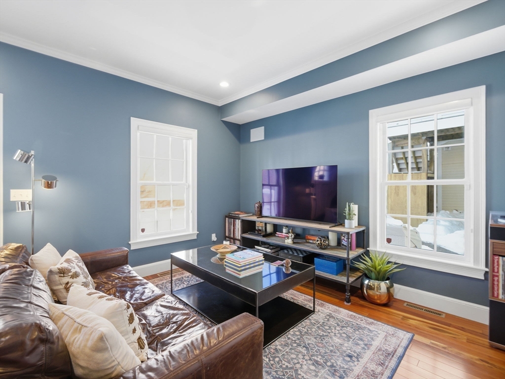 property viewer photo 30