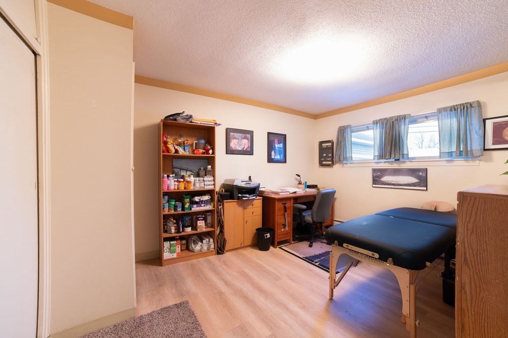 property viewer photo 4