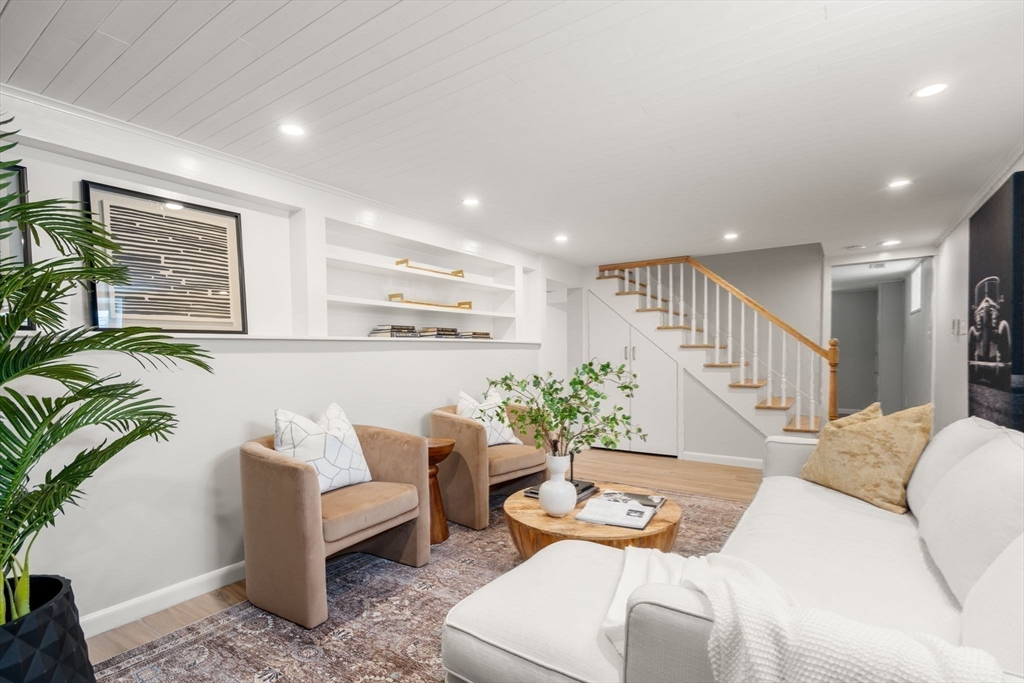 property viewer photo 22