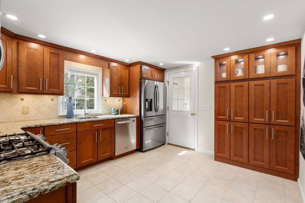 property viewer photo 3