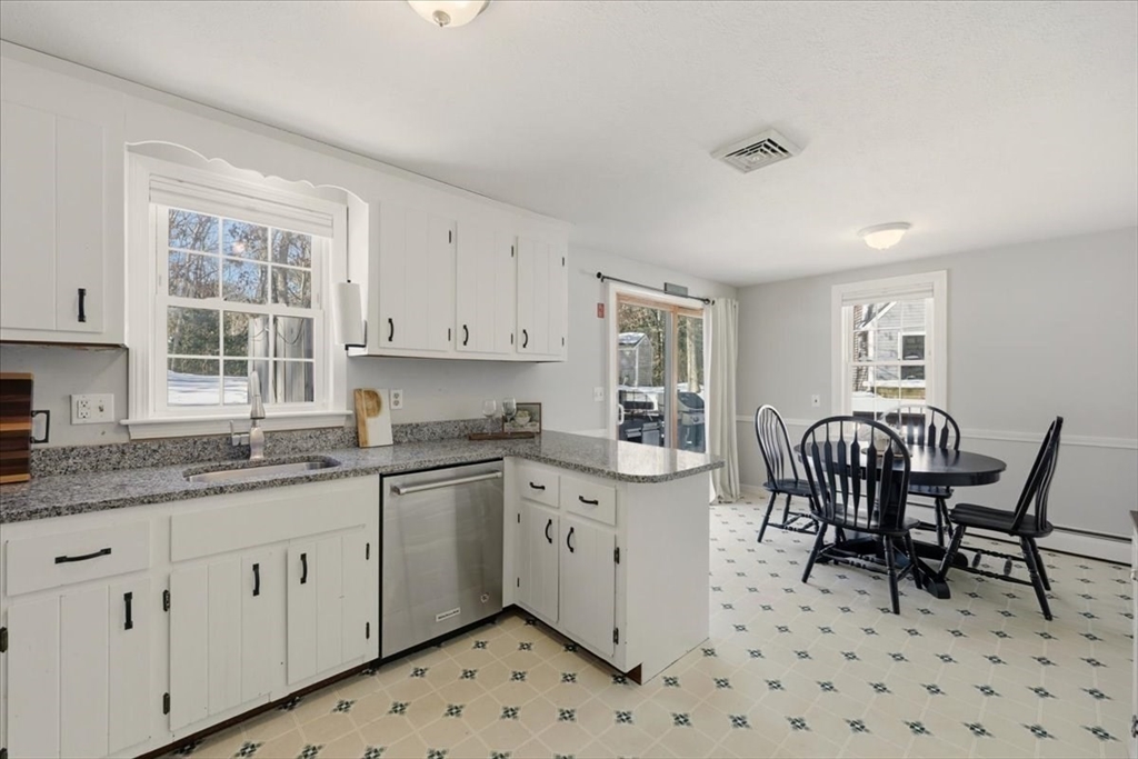property viewer photo 7