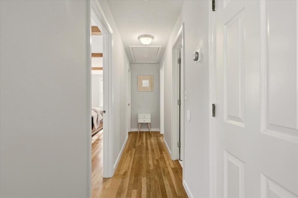 property viewer photo 9
