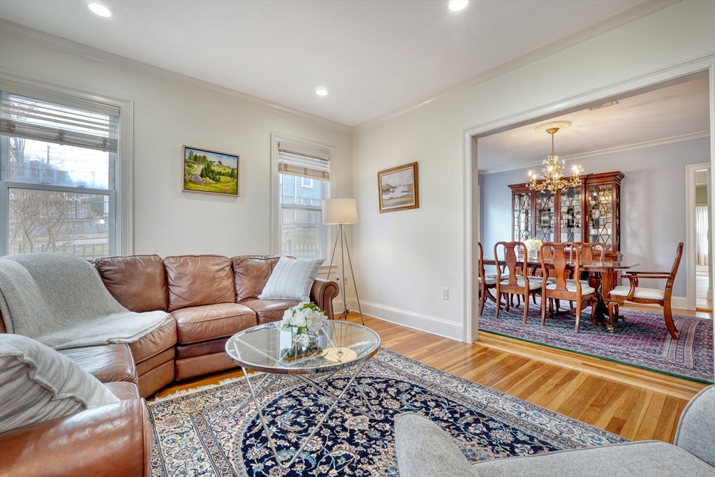 property viewer photo 2