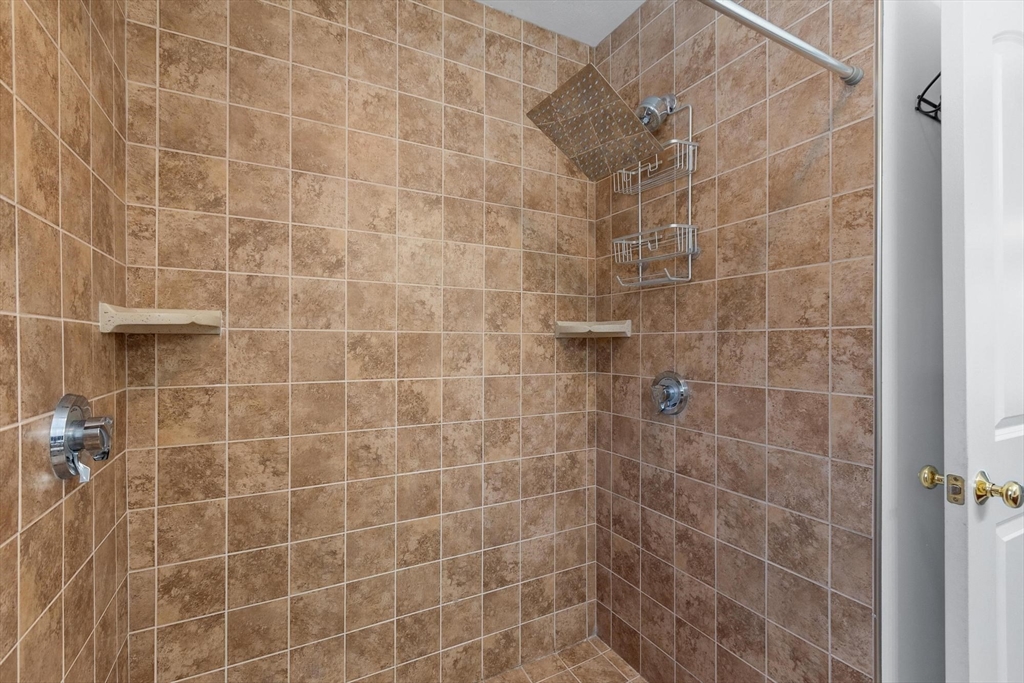 property viewer photo 24
