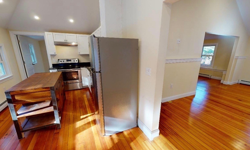 property viewer photo 1