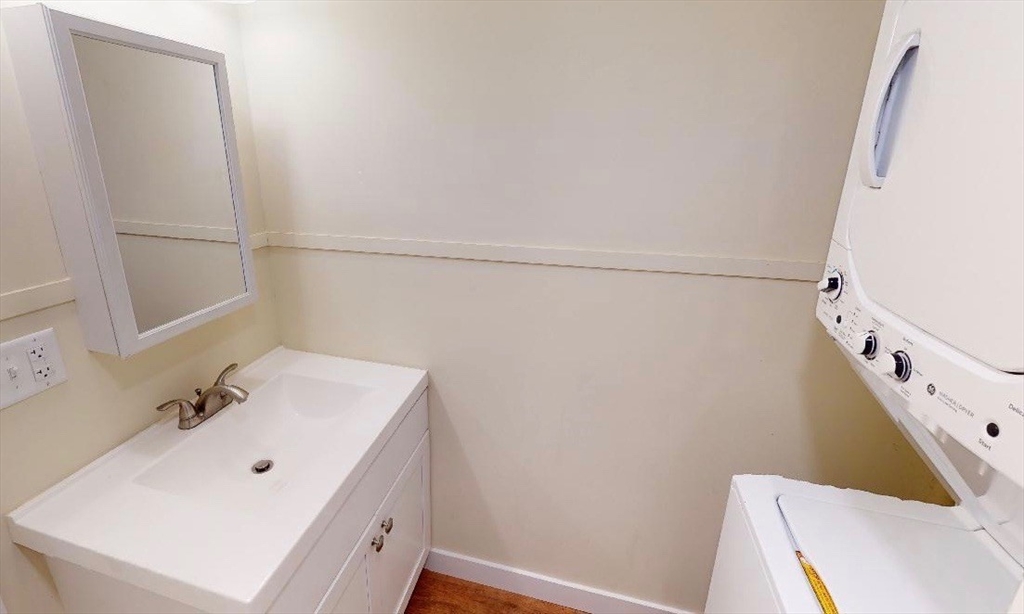 property viewer photo 17