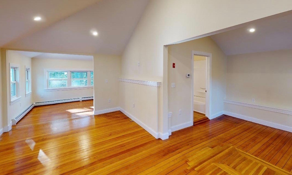 property viewer photo 5