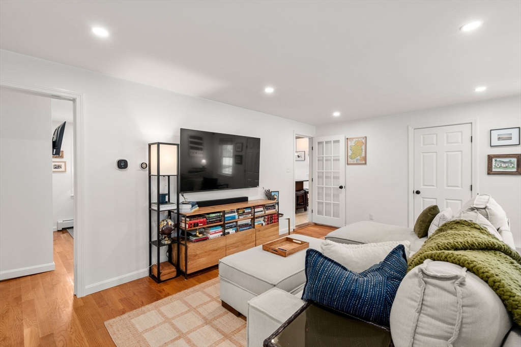 property viewer photo 5