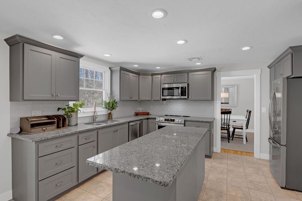 property viewer photo 2