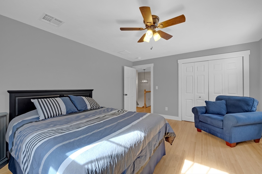 property viewer photo 24