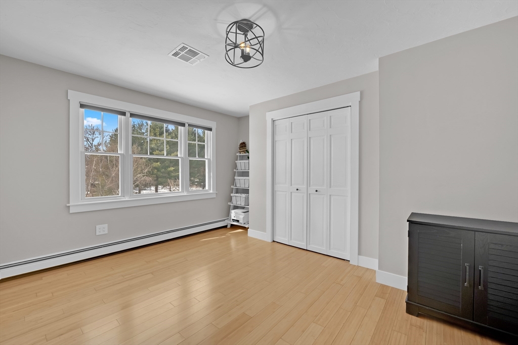property viewer photo 26