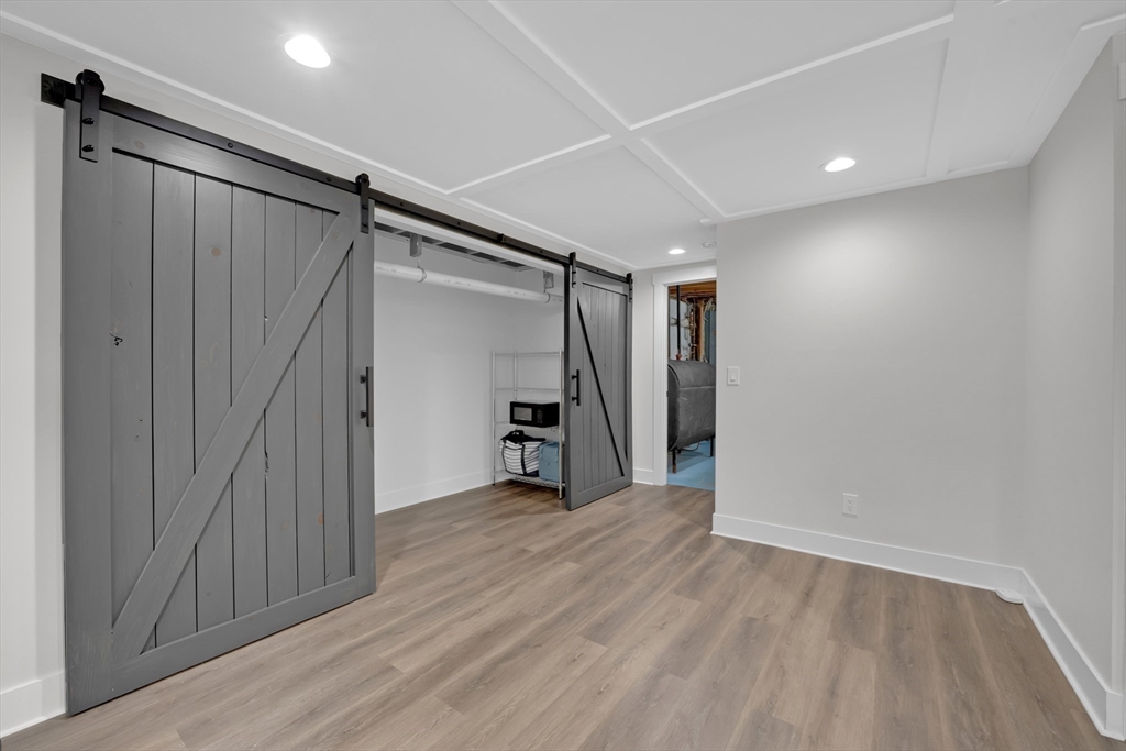 property viewer photo 29