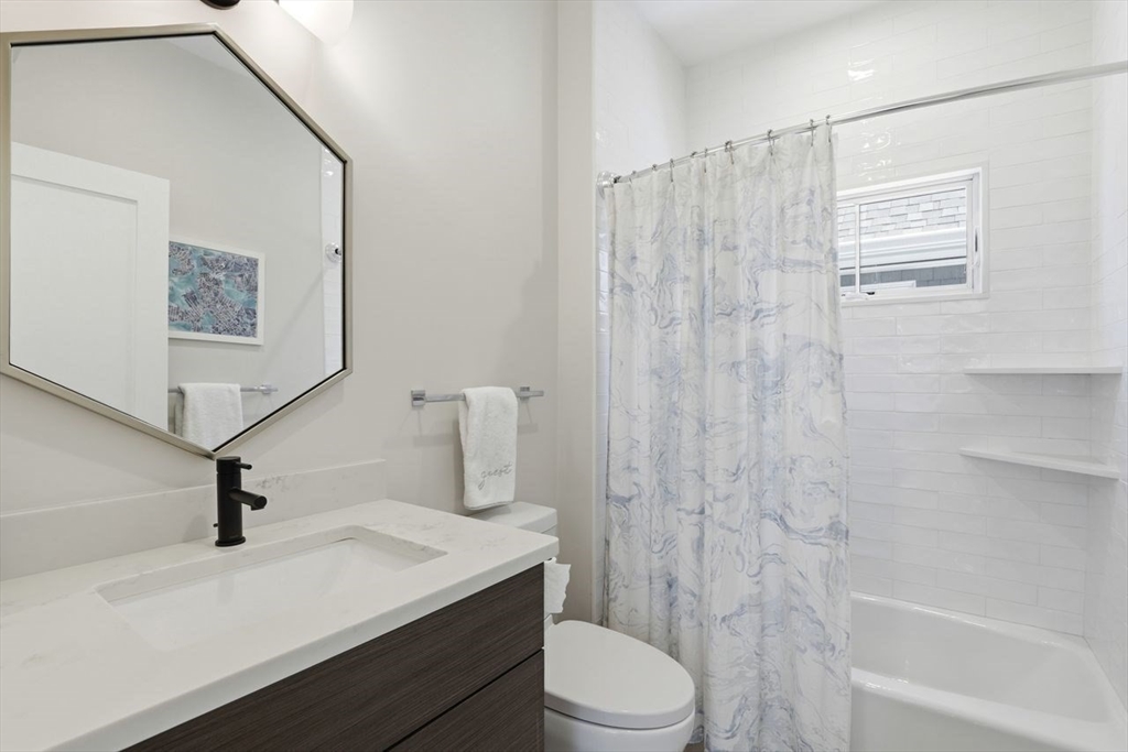property viewer photo 15
