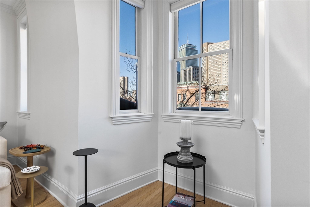 property viewer photo 11