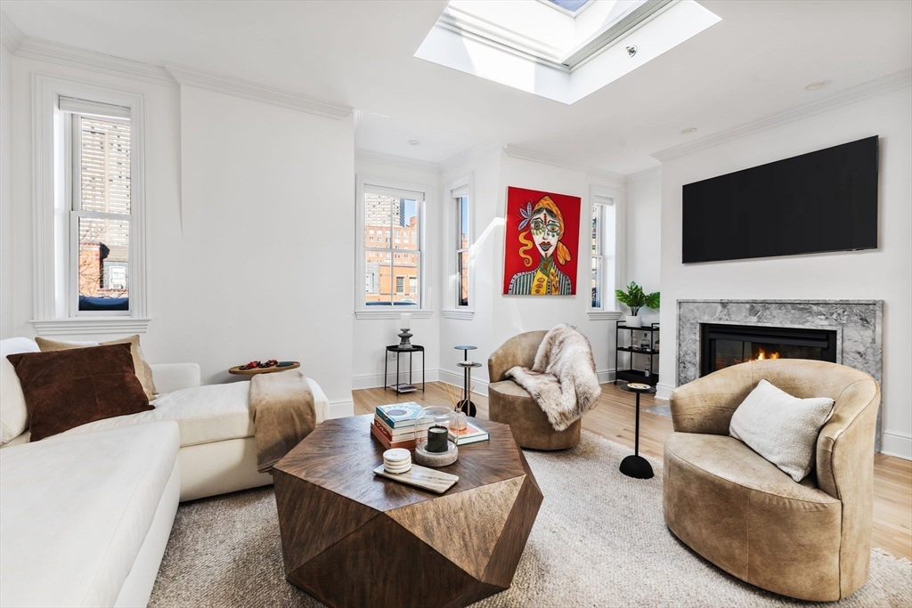 property viewer photo 2