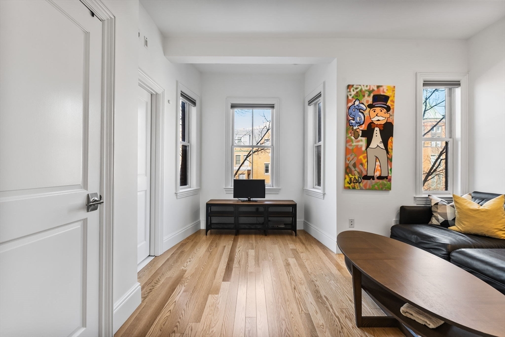 property viewer photo 20
