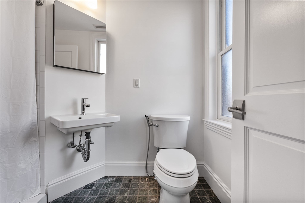 property viewer photo 23