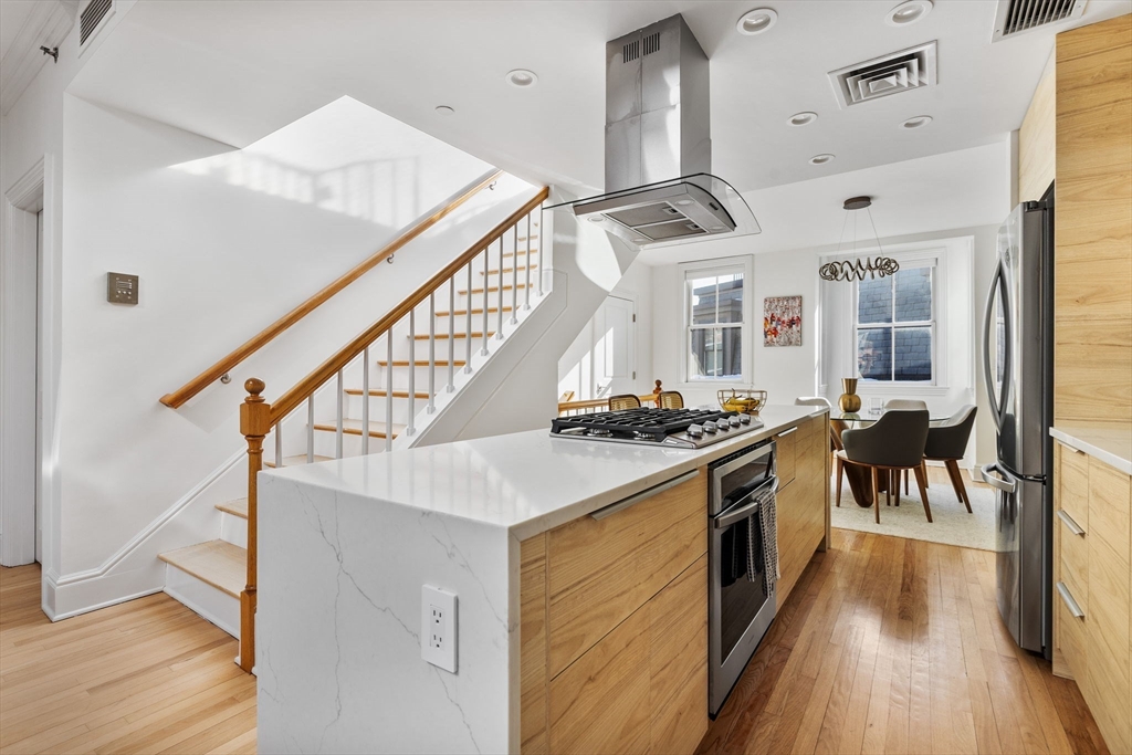 property viewer photo 8