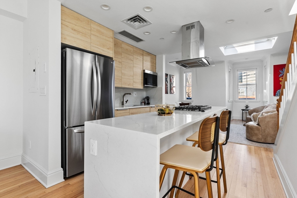 property viewer photo 9