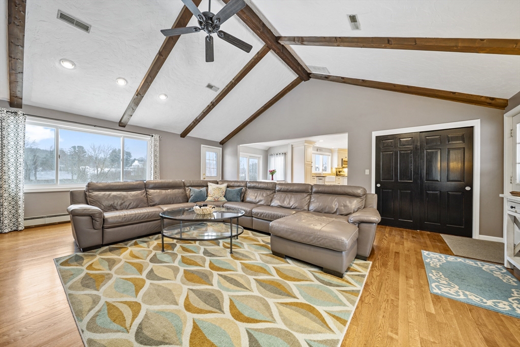 property viewer photo 12