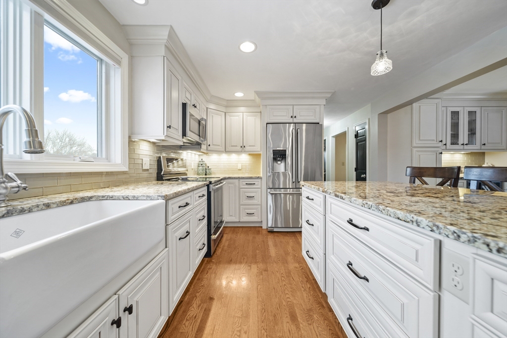 property viewer photo 2
