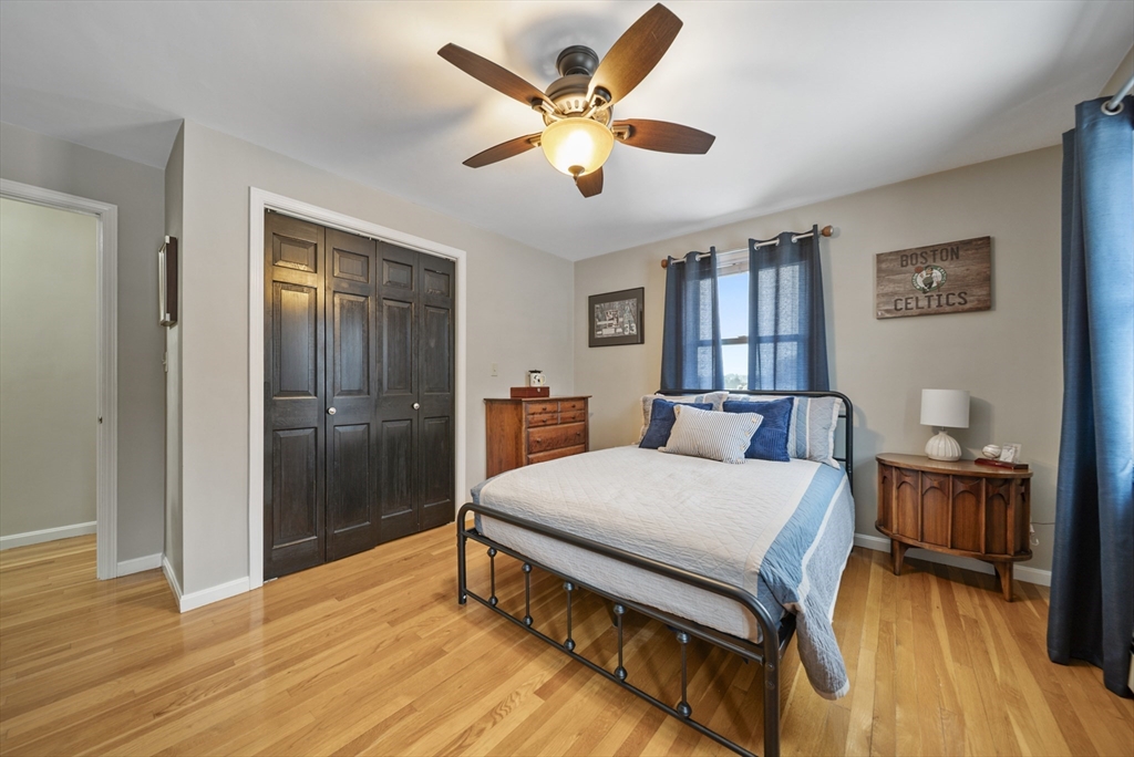 property viewer photo 26