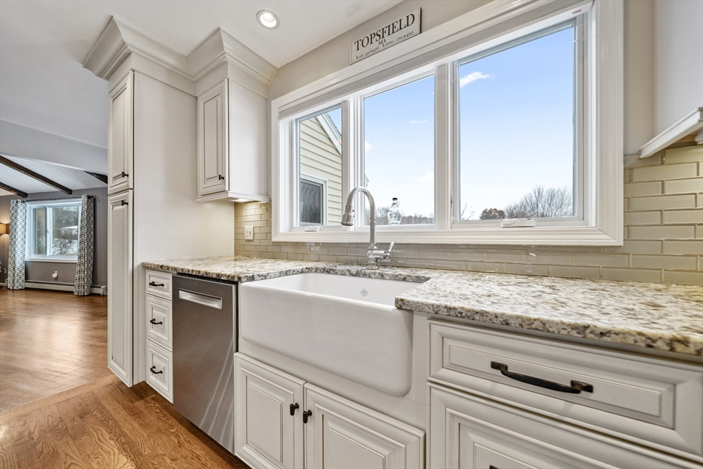 property viewer photo 3