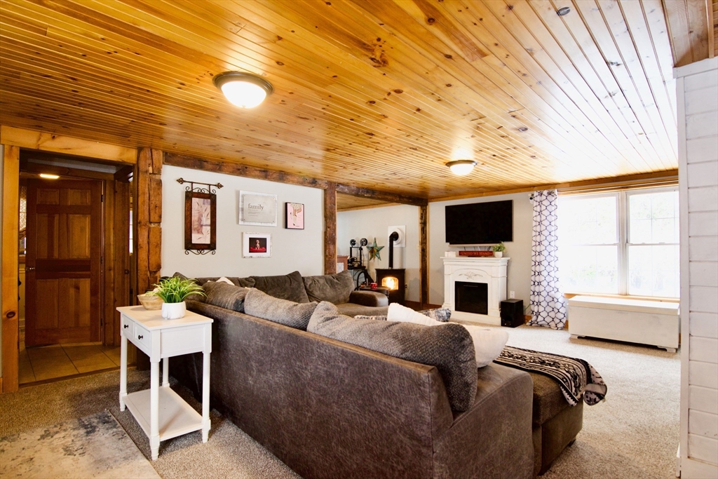 property viewer photo 16
