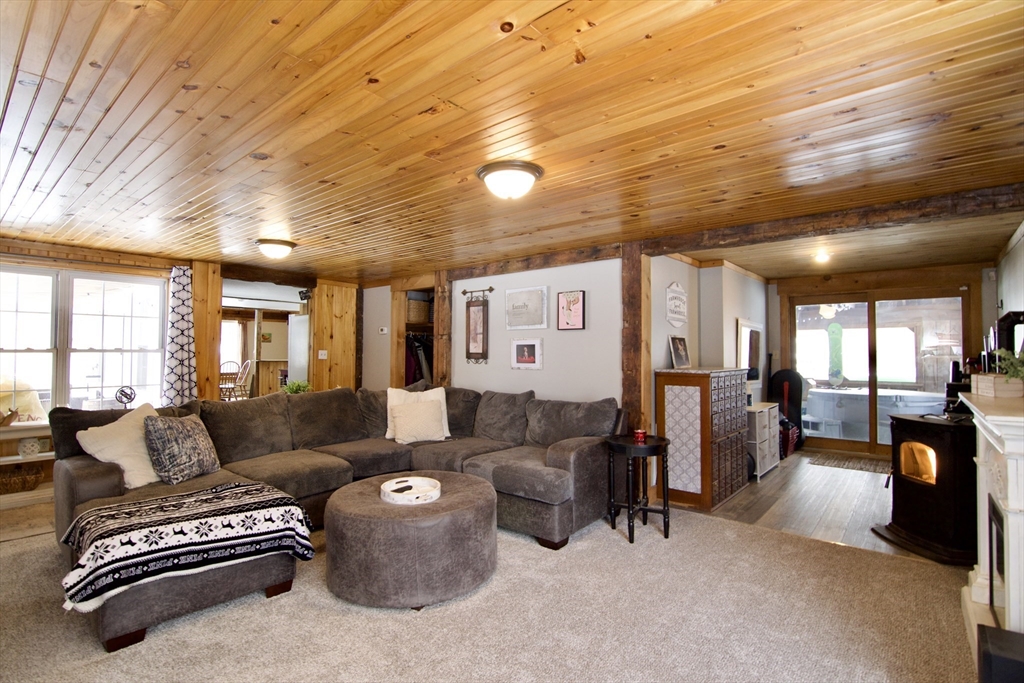 property viewer photo 18